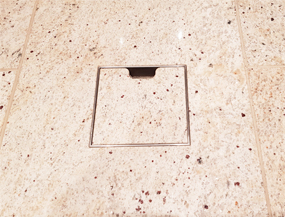 Vierkant Inbouw-vloerdozen met tegel voorzien