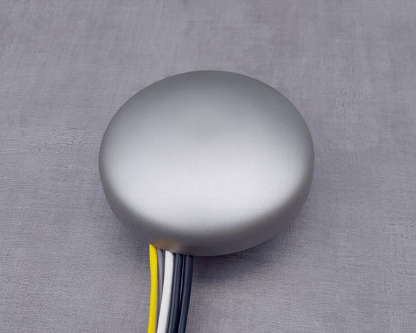 Werkstatt-Bodensteckdose mit Kabeldom und Sp&auml;neschutz