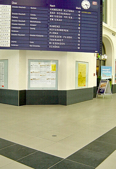 StarConnex Bodenverteiler im Hauptbahnhof Dresden